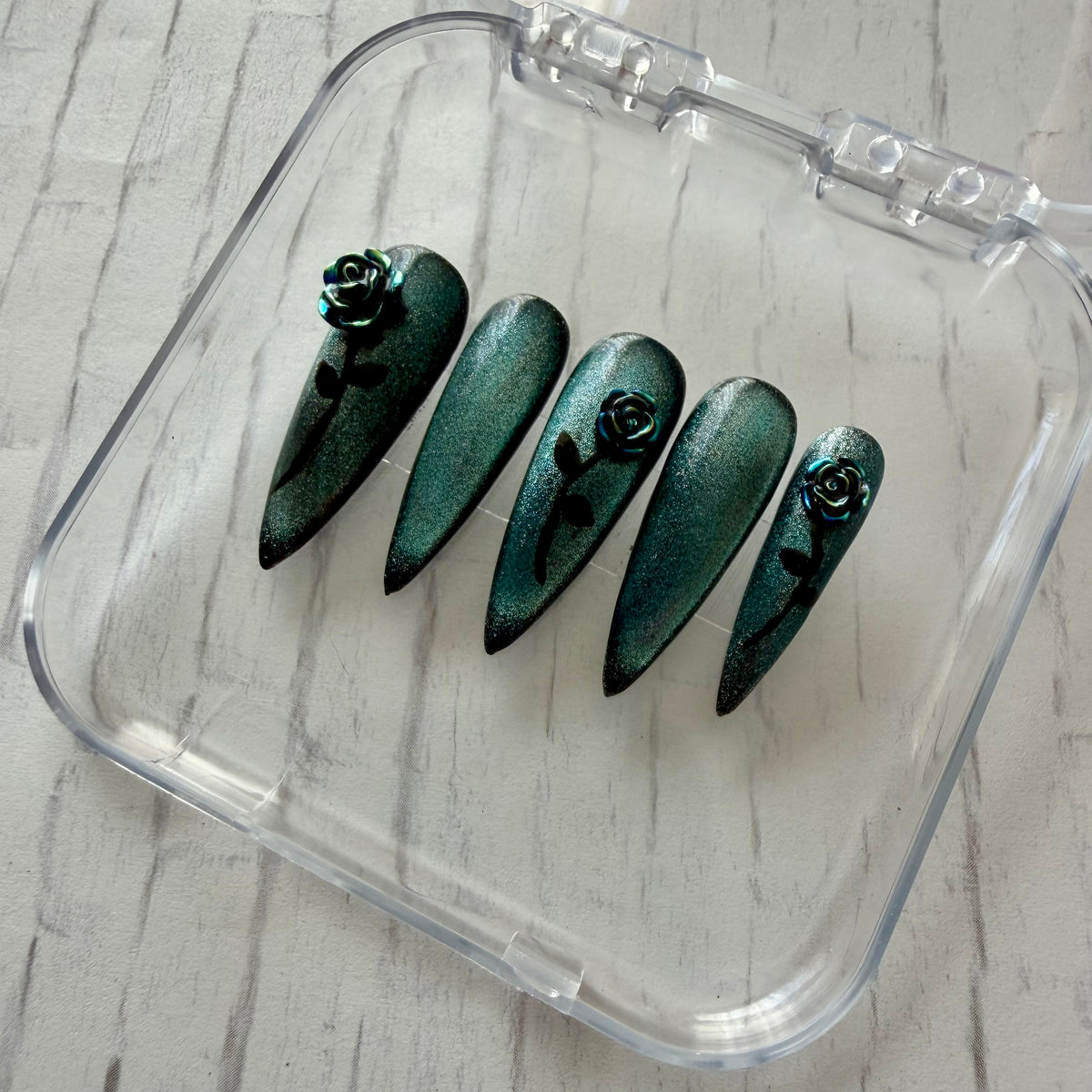 Cat Eye